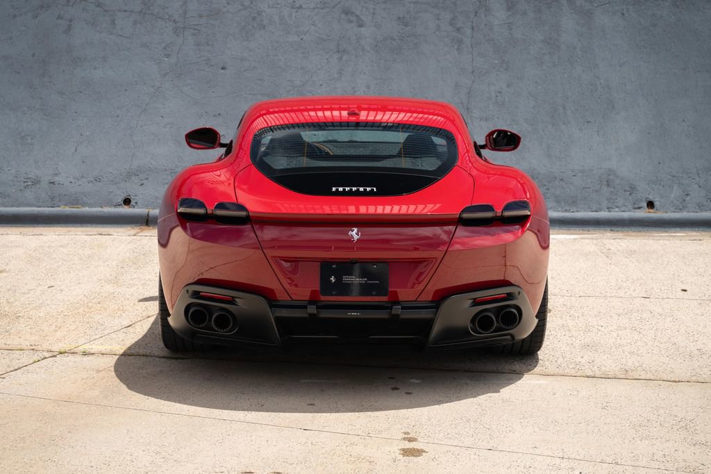 Certified 2022 Ferrari Roma RWD image 8