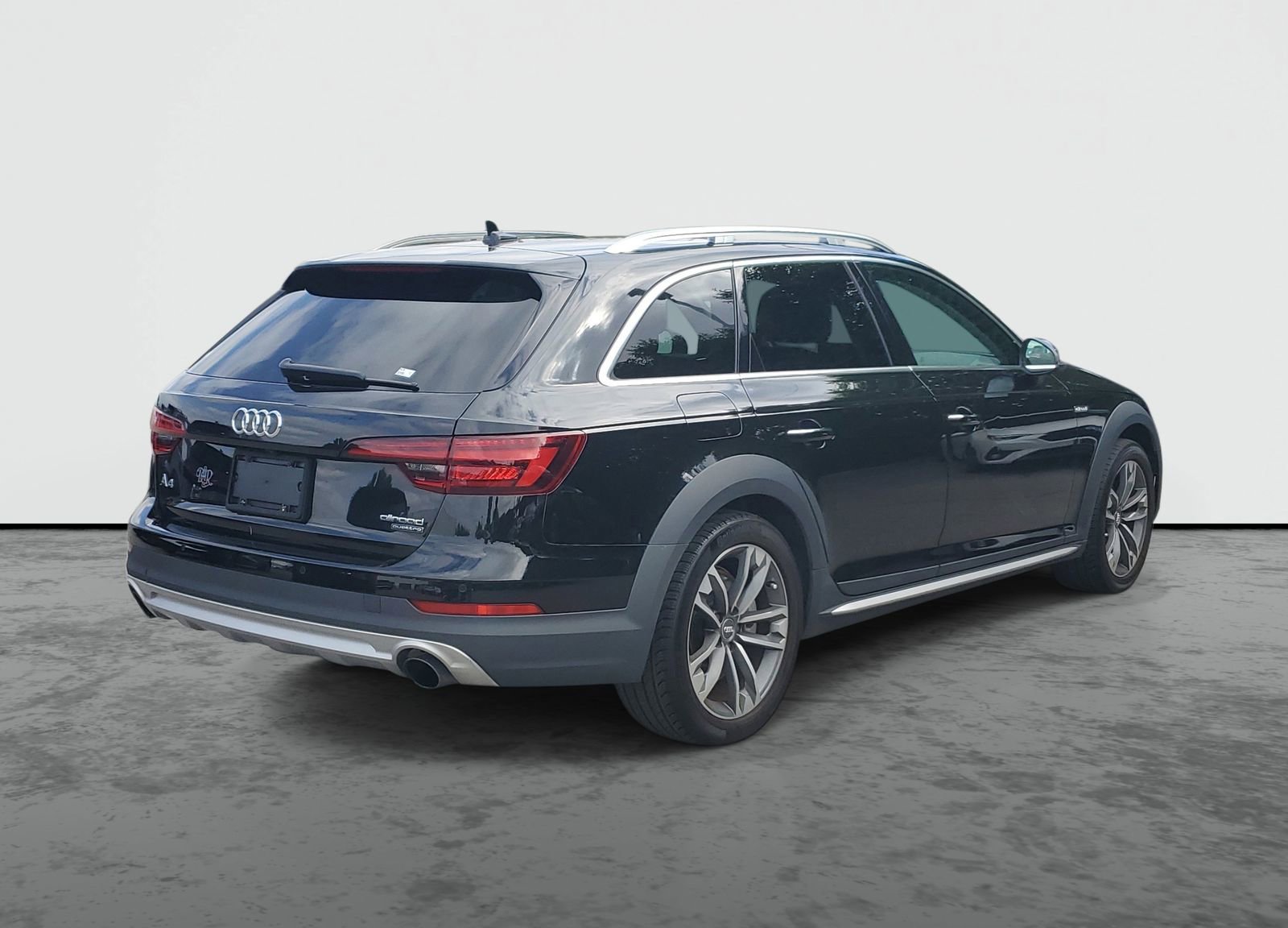 Used 2019 Audi A4 2.0T allroad Premium Plus AWD/4WD image 4