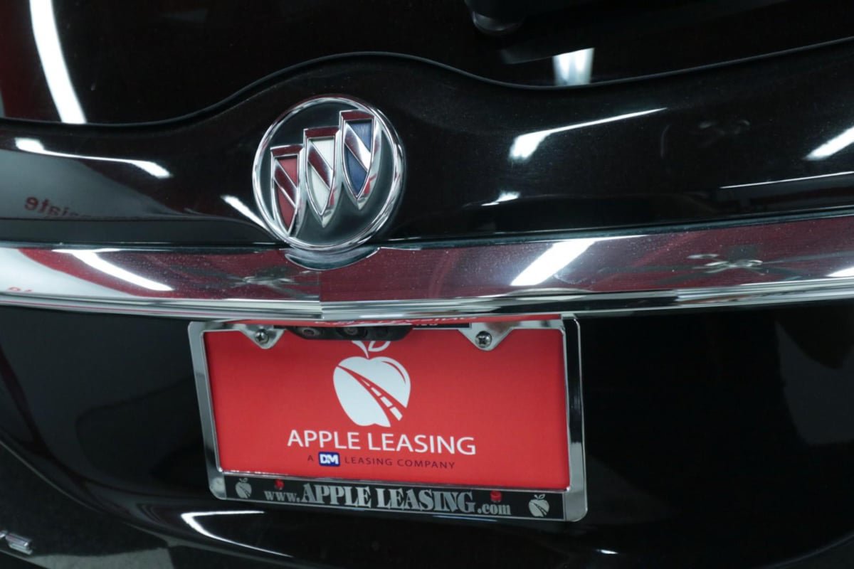 Used 2021 Buick Enclave Avenir FWD image 41