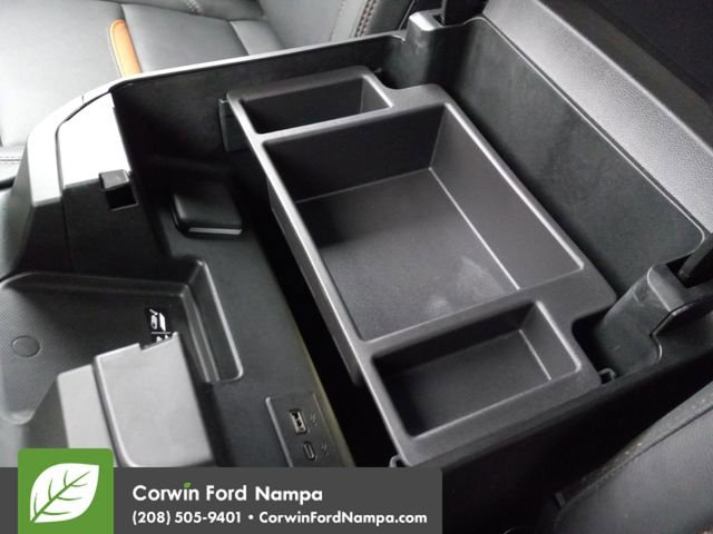 Used 2024 GMC Sierra 1500 AT4 w/ Technology Package image 19