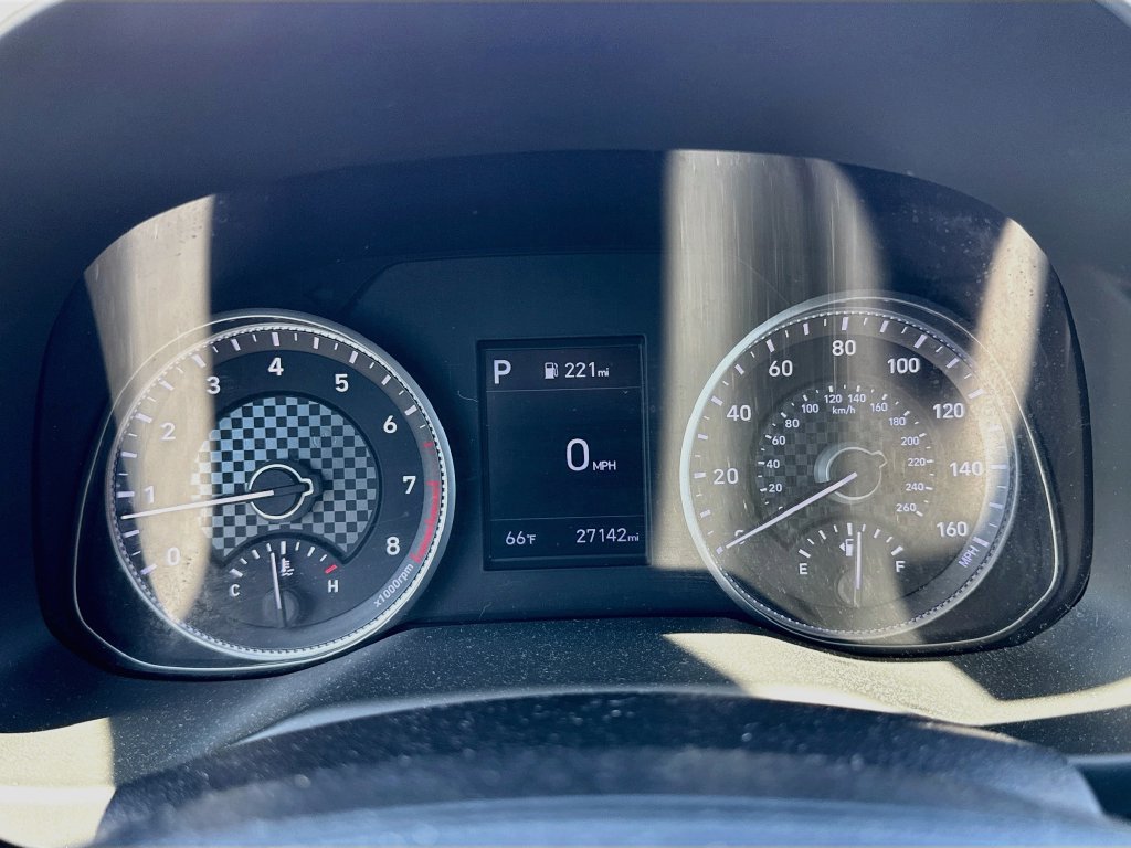 Used 2020 Hyundai Elantra SE w/ Cargo Package (C1) FWD image 14