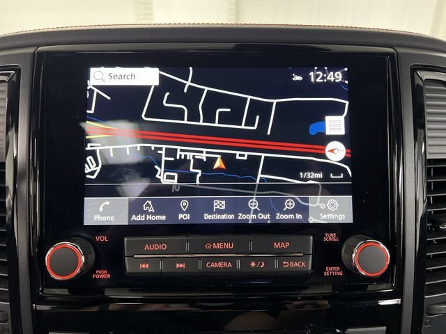 Used 2024 Nissan Titan PRO-4X w/ Pro-4x Convenience Package AWD/4WD image 14