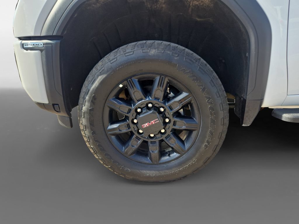 Used 2025 GMC Sierra 2500 AT4 AWD/4WD image 15