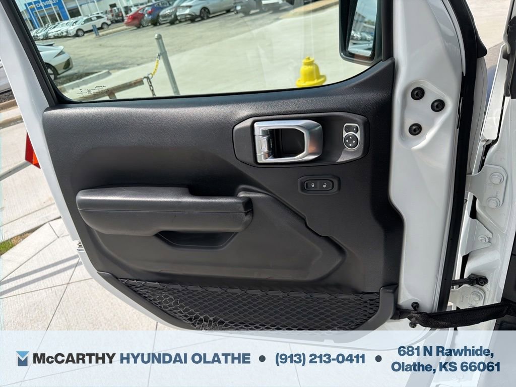 Used 2021 Jeep Wrangler Unlimited Sport AWD/4WD image 35