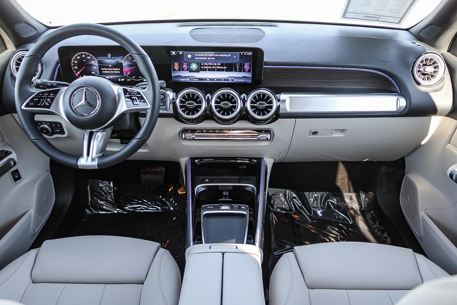 Certified 2026 Mercedes-Benz GLB 250 4MATIC image 12