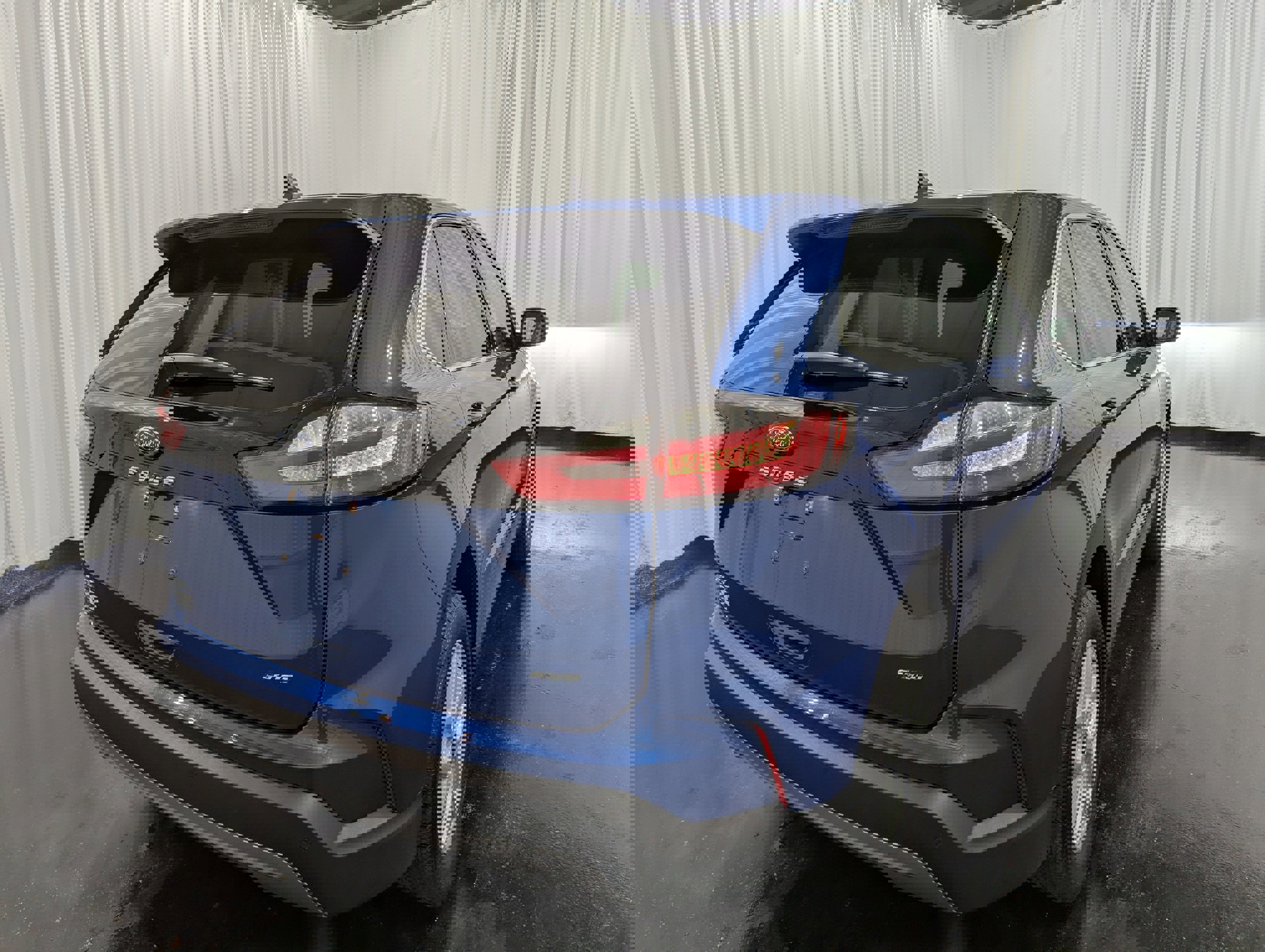 Used 2024 Ford Edge SEL w/ Convenience Package image 6