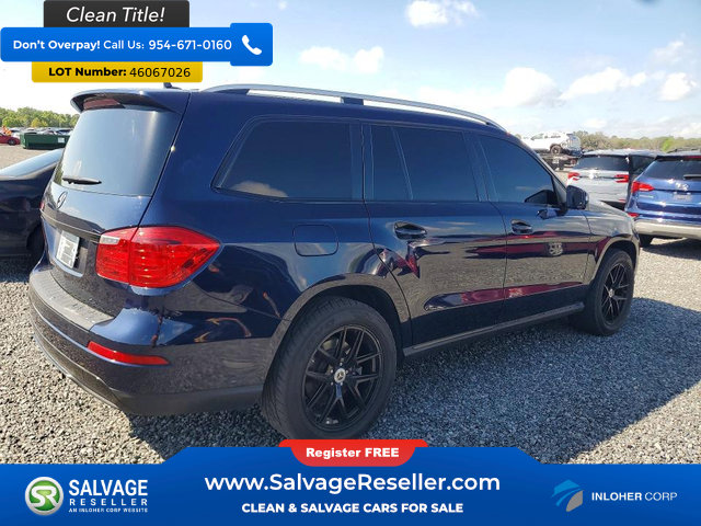 Used 2014 Mercedes-Benz GL 450 4MATIC w/ Lane Tracking Package image 4