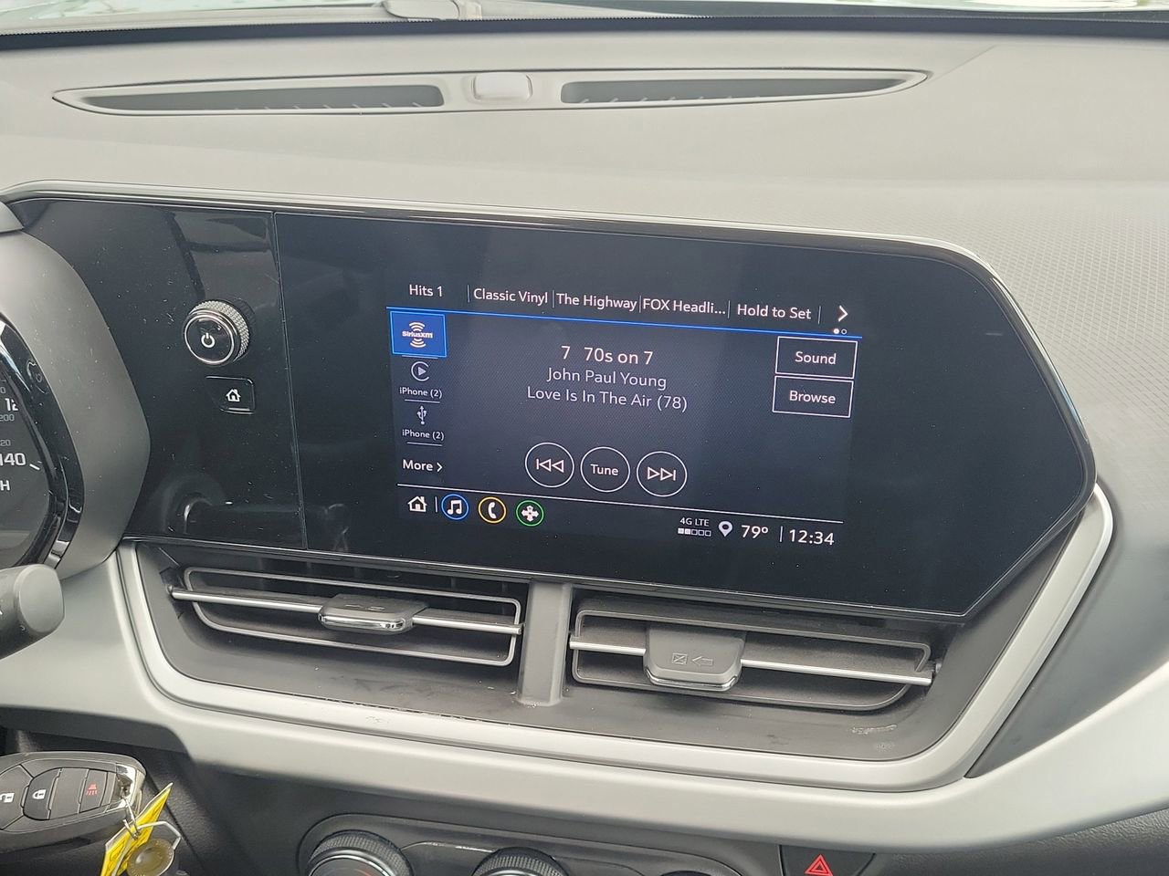 Used 2025 Chevrolet Trax LS image 16