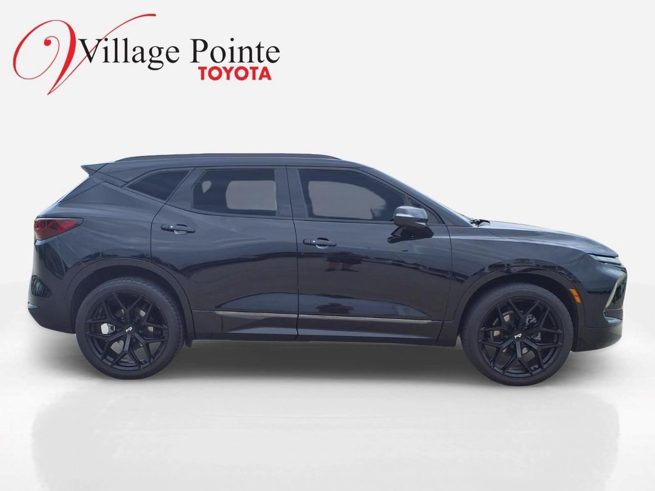 Used 2024 Chevrolet Blazer RS w/ Driver Confidence II Package AWD/4WD image 8