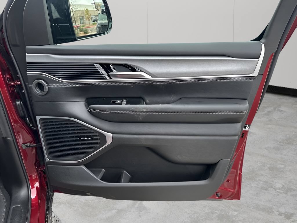 New 2026 Jeep Grand Wagoneer 4WD w/ Premium Group I image 14