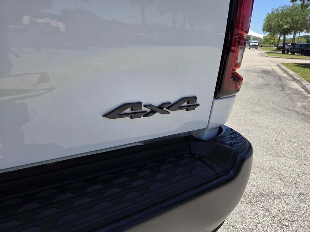 Used 2025 RAM 3500 Tradesman AWD/4WD image 9