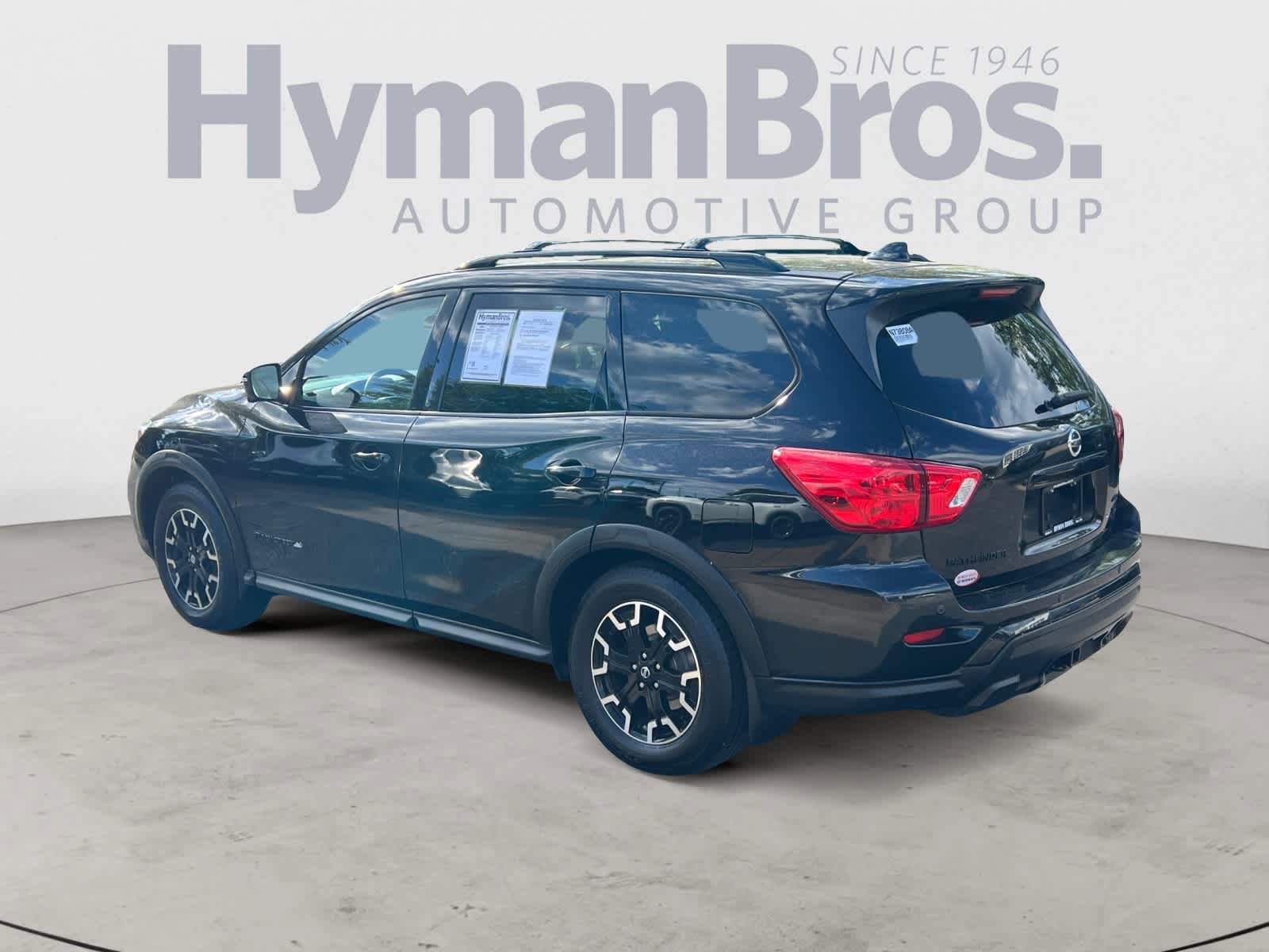 Used 2020 Nissan Pathfinder SL AWD/4WD image 6