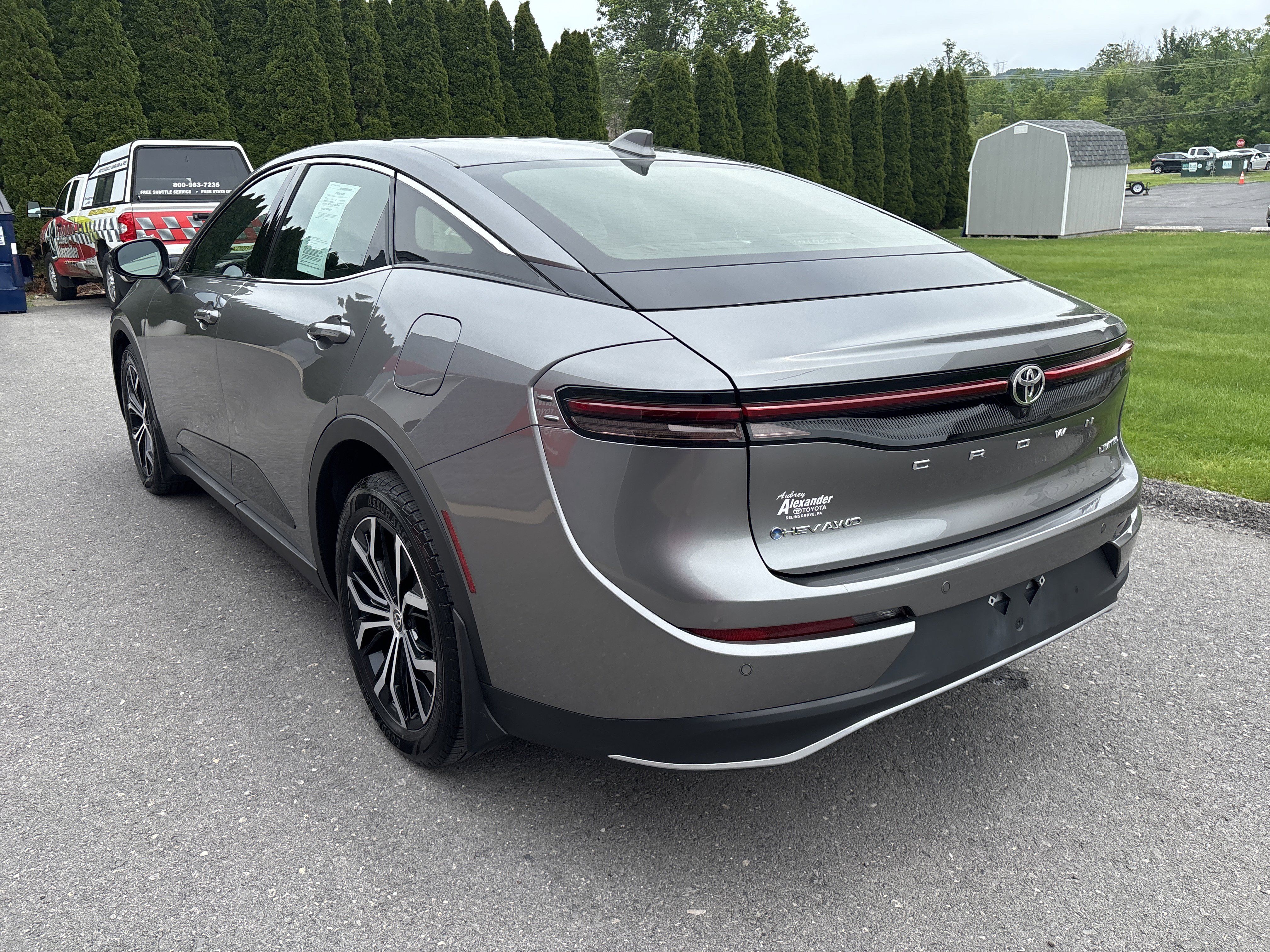 Certified 2024 Toyota Crown AWD/4WD image 6