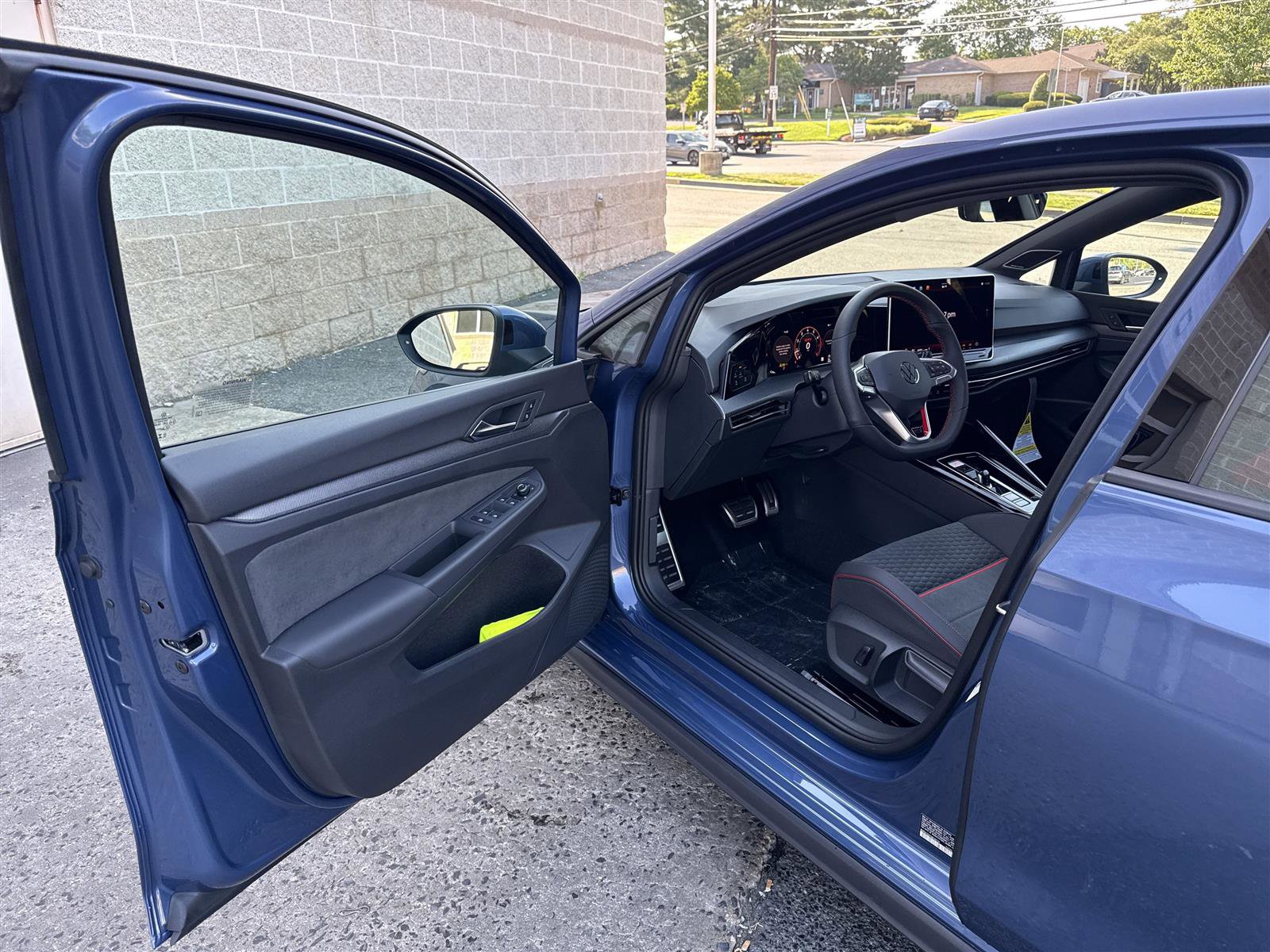 New 2025 Volkswagen GTI SE image 11