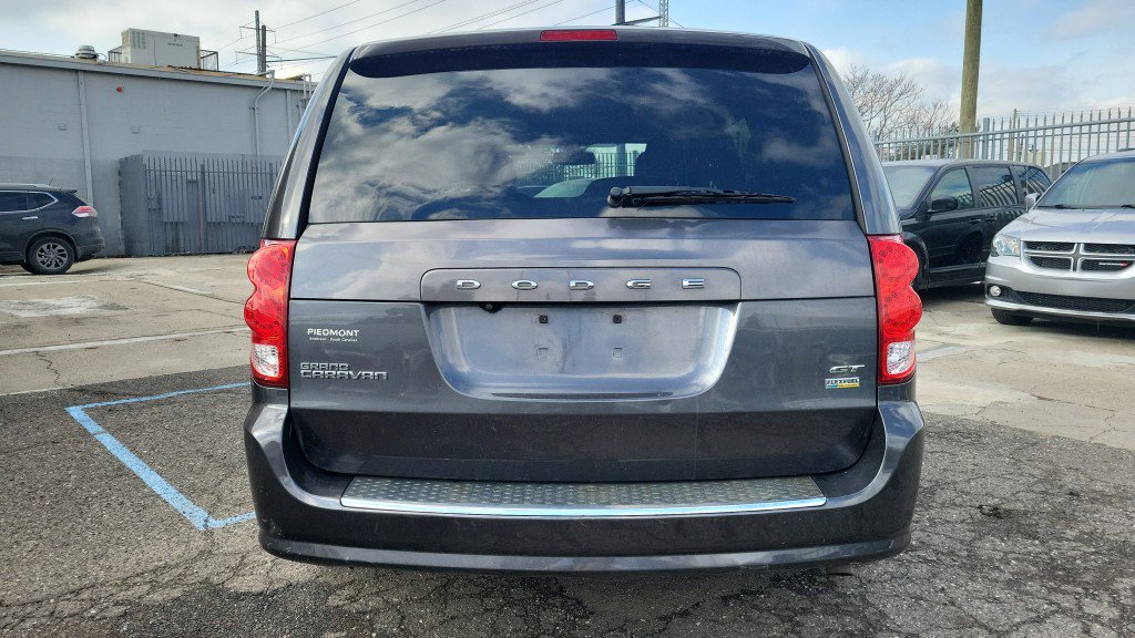 Used 2018 Dodge Grand Caravan GT FWD image 9