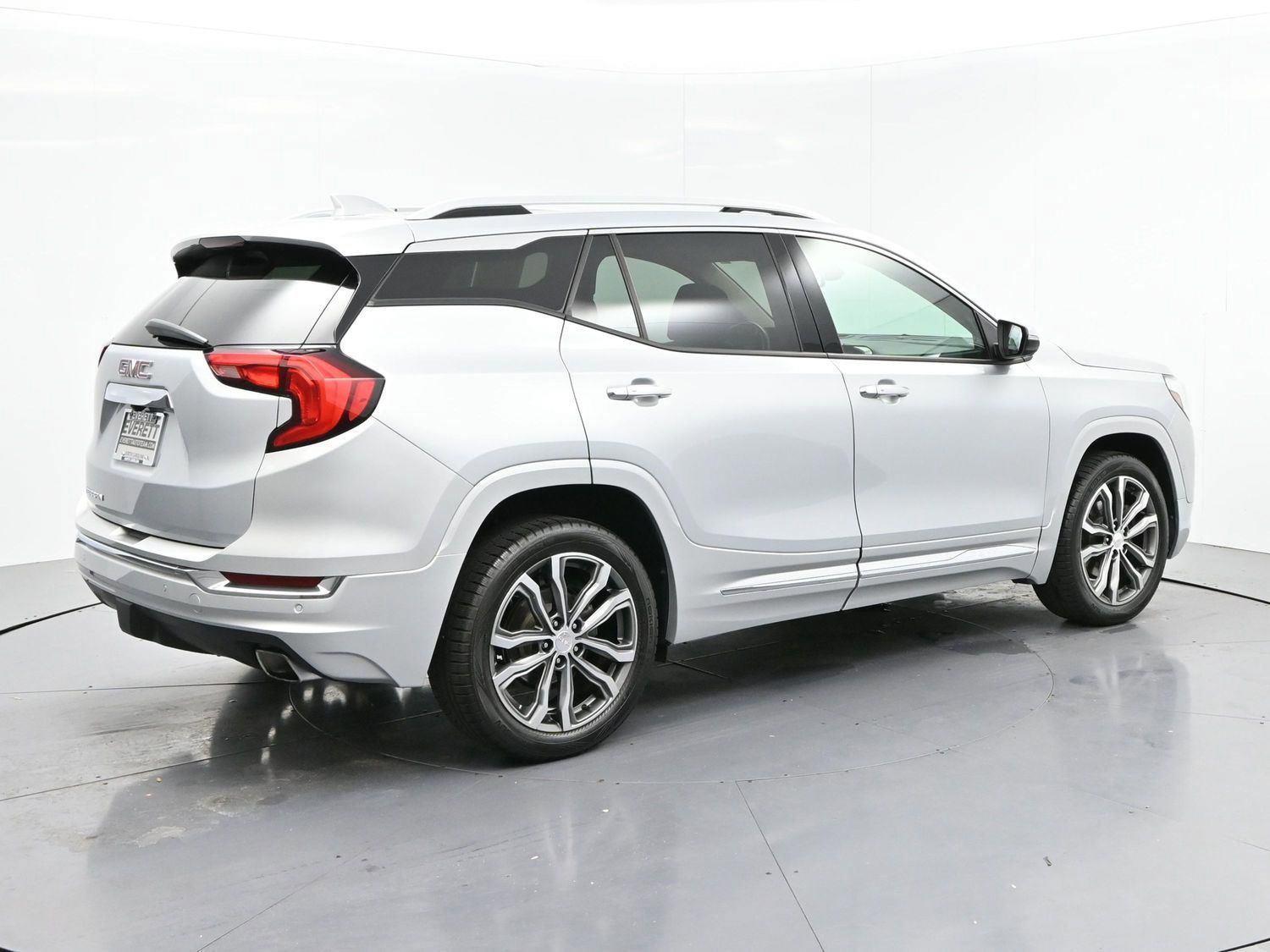 Used 2020 GMC Terrain Denali w/ Denali Premium Package image 7