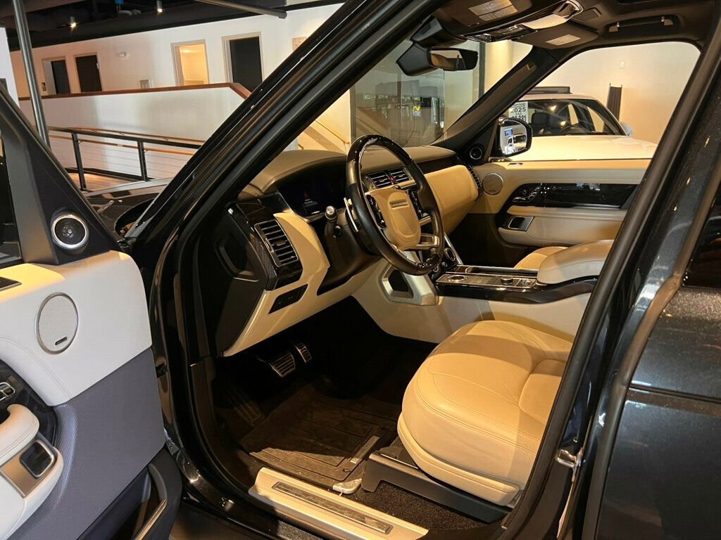 Used 2020 Land Rover Range Rover Long Wheelbase Autobiography AWD/4WD image 15