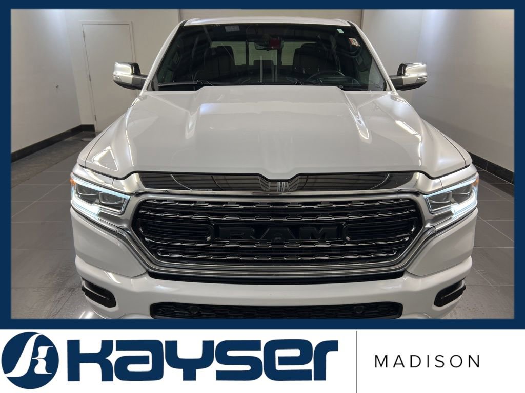 Used 2024 RAM 1500 Limited AWD/4WD image 2