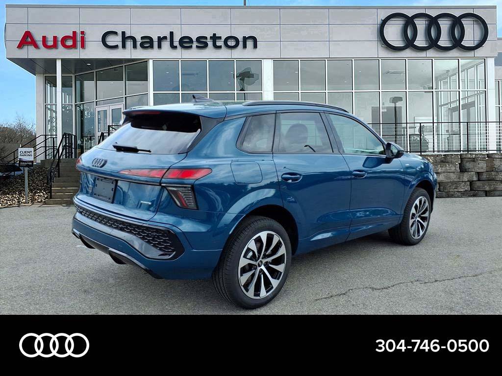 New 2026 Audi Q3 quattro 2.0T AWD/4WD image 3
