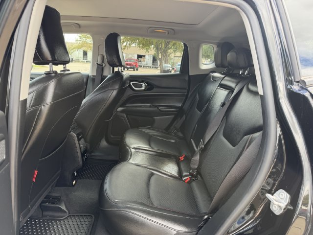 Used 2022 Jeep Compass Trailhawk w/ Trailhawk Elite Group AWD/4WD image 27