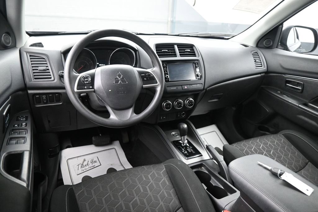 Used 2025 Mitsubishi Outlander Sport ES AWD/4WD image 23
