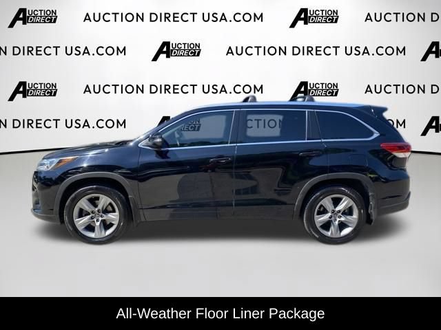 Used 2017 Toyota Highlander Limited Platinum AWD/4WD image 3