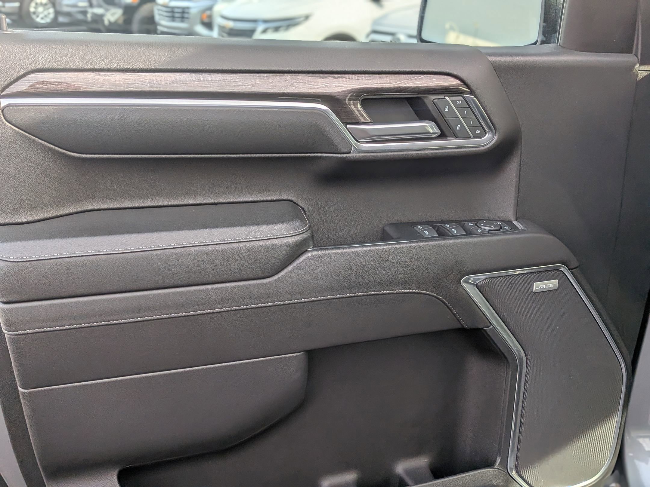 Used 2023 Chevrolet Silverado 1500 LTZ w/ Technology Package image 13