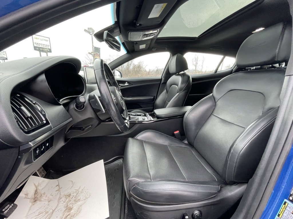 Used 2021 Kia Stinger GT-Line w/ Sun & Sound Package image 22
