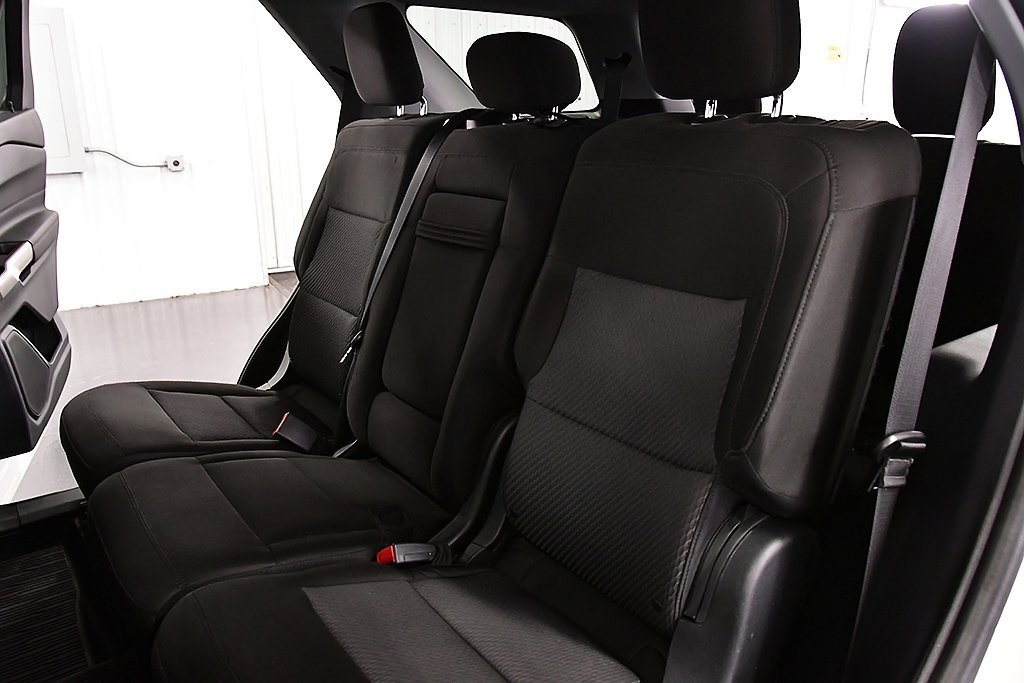 Used 2022 Ford Explorer XLT image 28