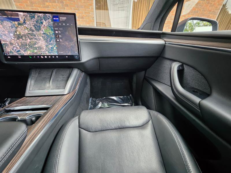 Used 2023 Tesla Model X AWD/4WD image 57