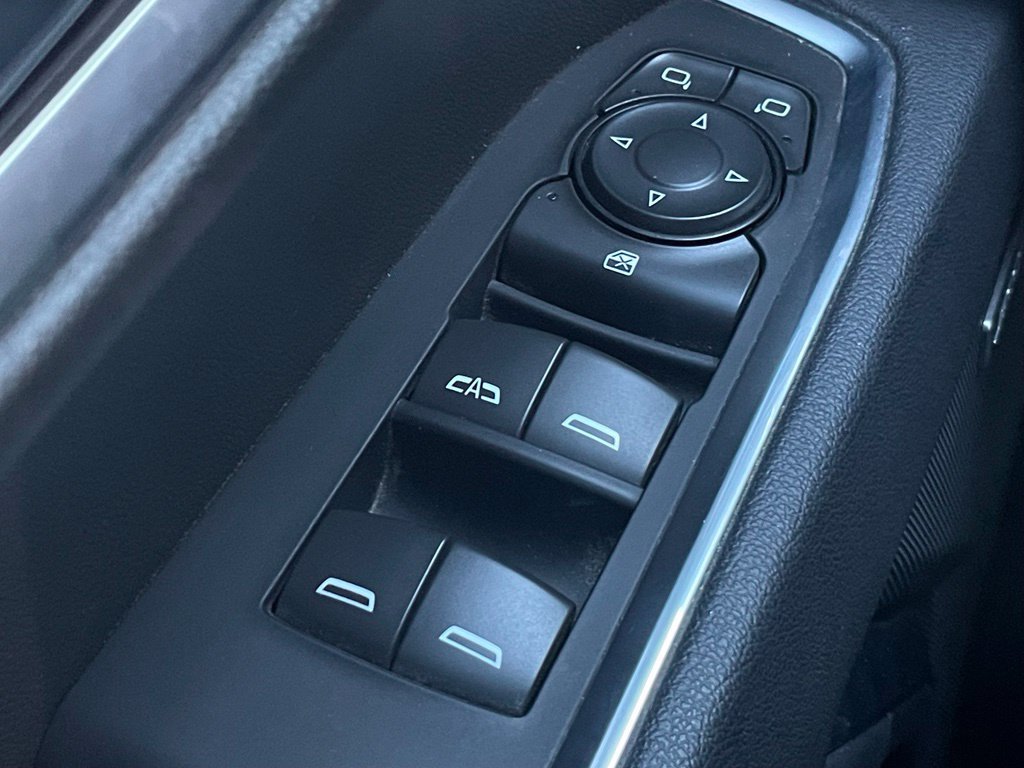 Used 2025 Chevrolet Silverado 1500 RST AWD/4WD image 11