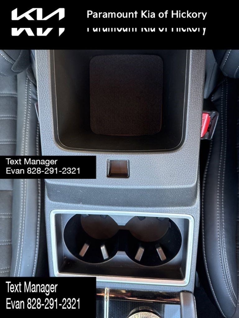 Used 2022 Mitsubishi Outlander SEL Black Edition image 28