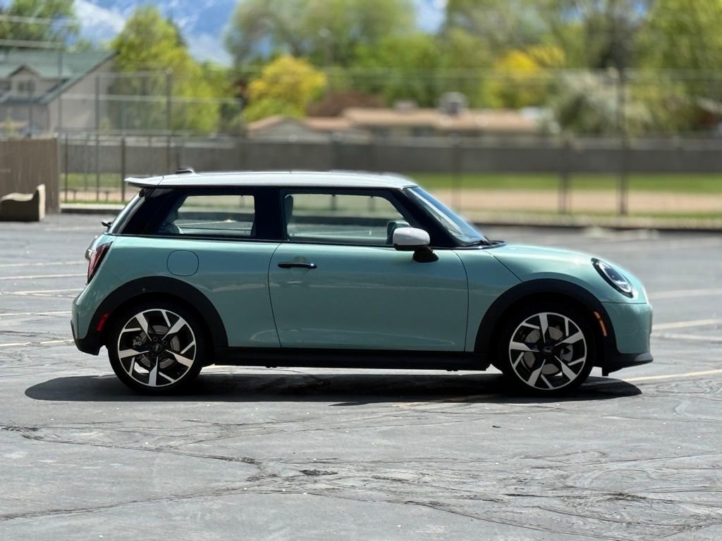 Used 2026 MINI Cooper S FWD image 4