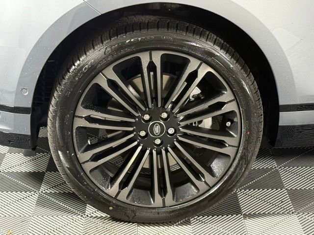 New 2026 Land Rover Range Rover Velar Dynamic SE image 12