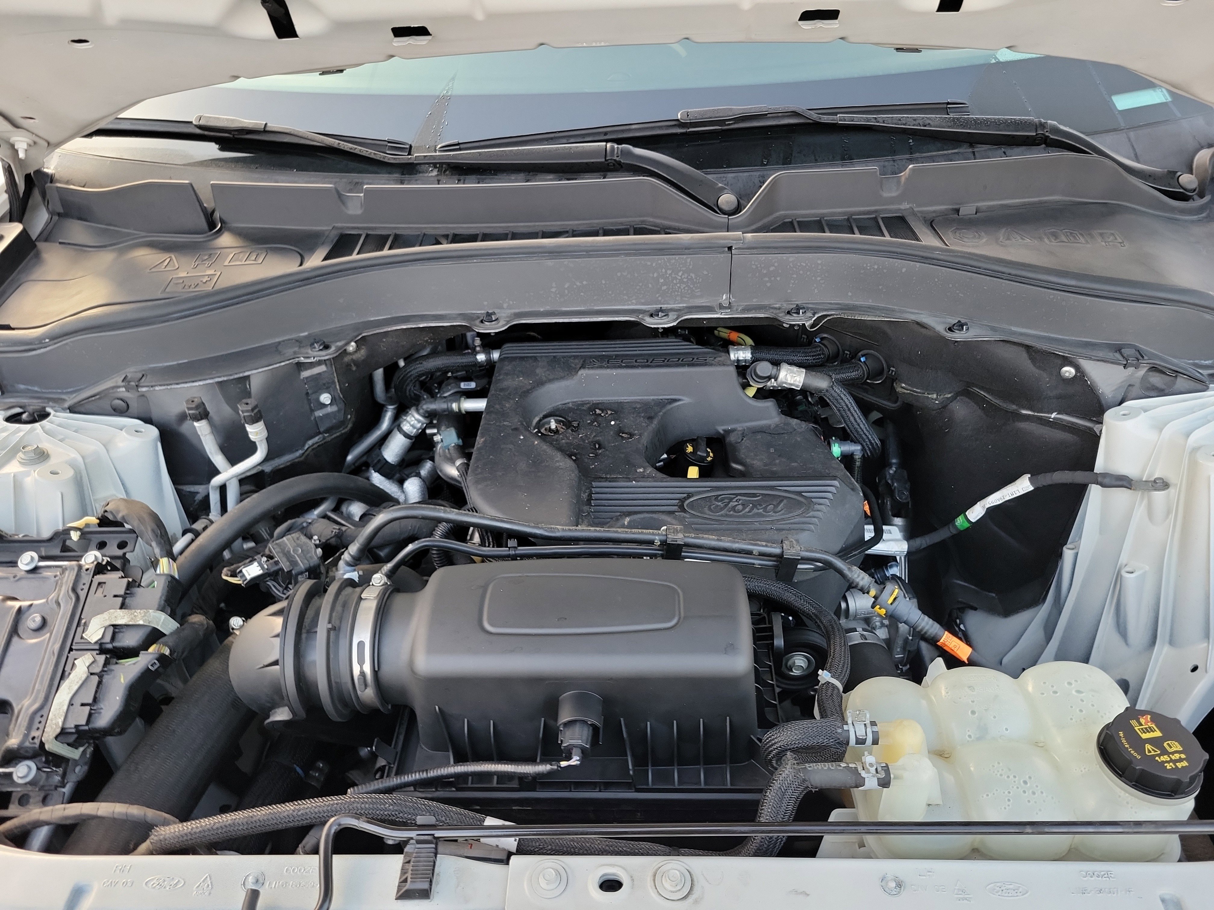 Used 2020 Ford Explorer XLT image 25