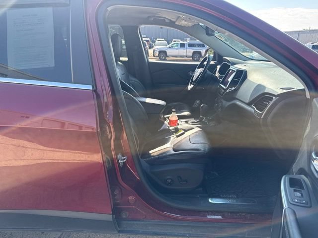 Used 2020 Jeep Cherokee Limited AWD/4WD image 18