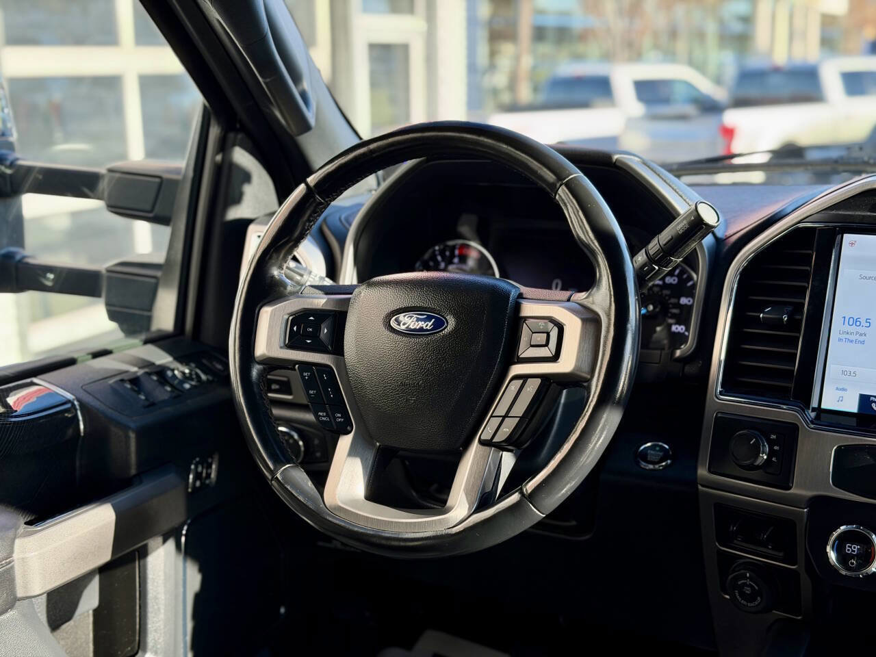 Used 2022 Ford F350 Platinum image 33