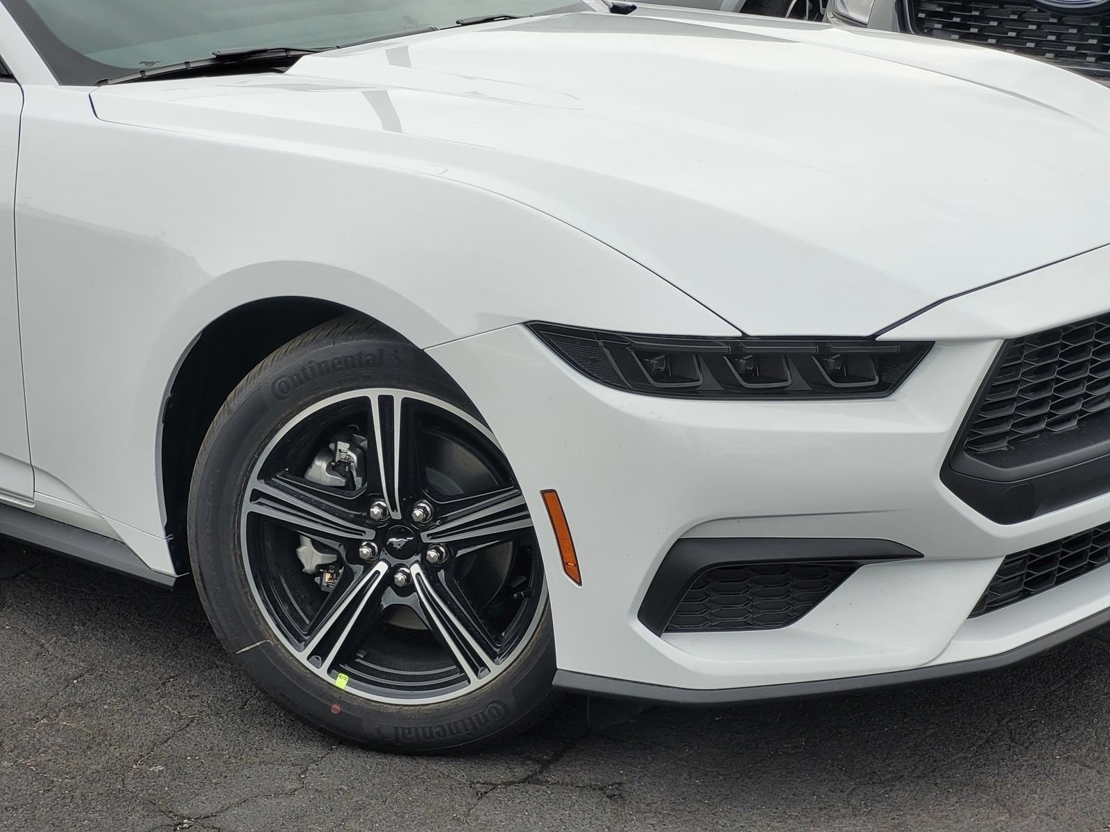 New 2025 Ford Mustang Coupe RWD image 4