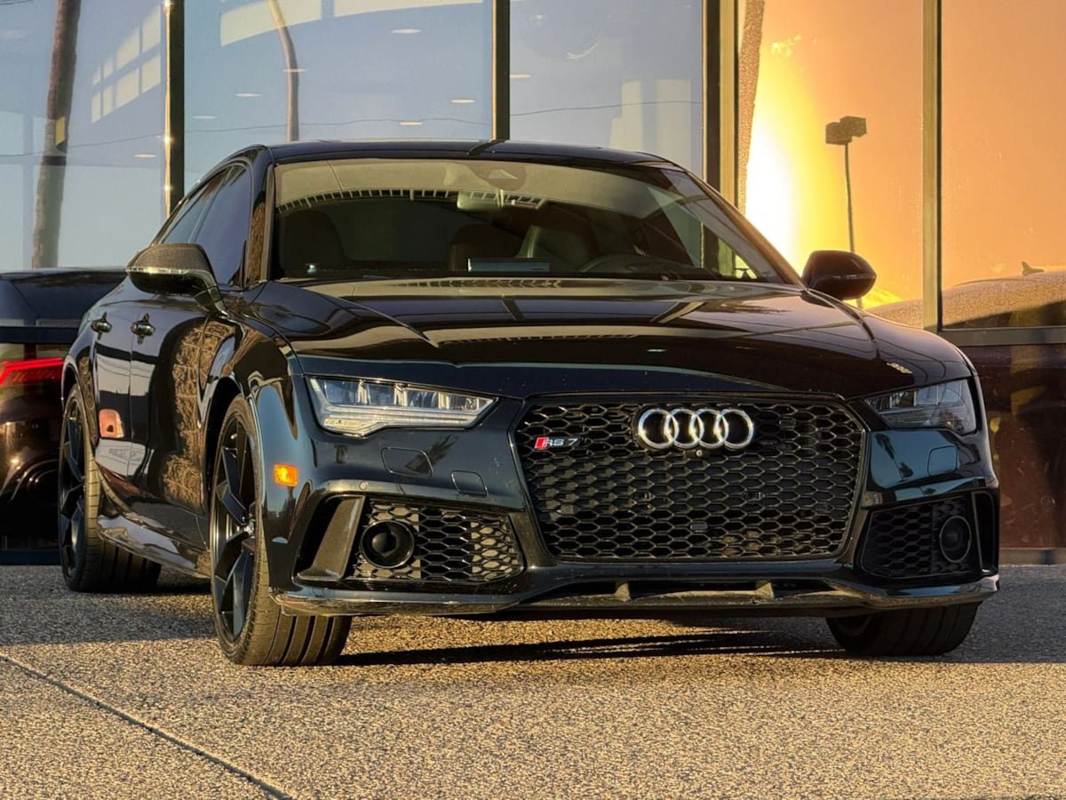 Used 2018 Audi RS 7 Performance w/ Driver Assistance Package AWD/4WD image 17