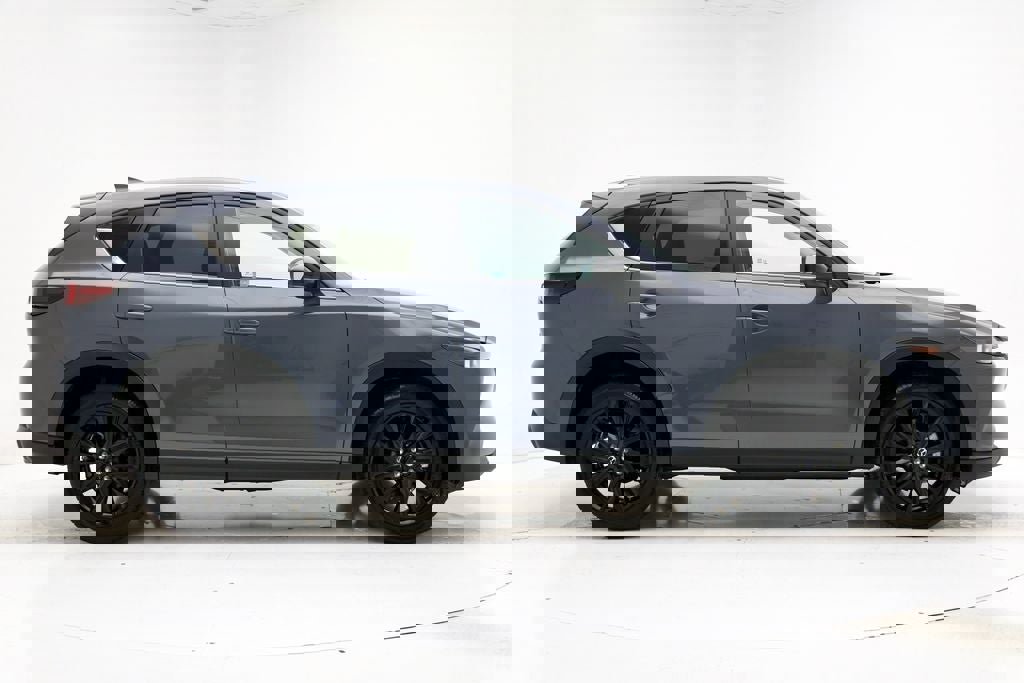 Used 2024 MAZDA CX-5 Carbon Edition image 3