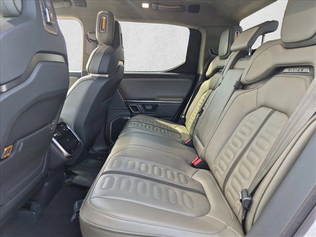 Used 2022 Rivian R1T Adventure AWD/4WD image 21