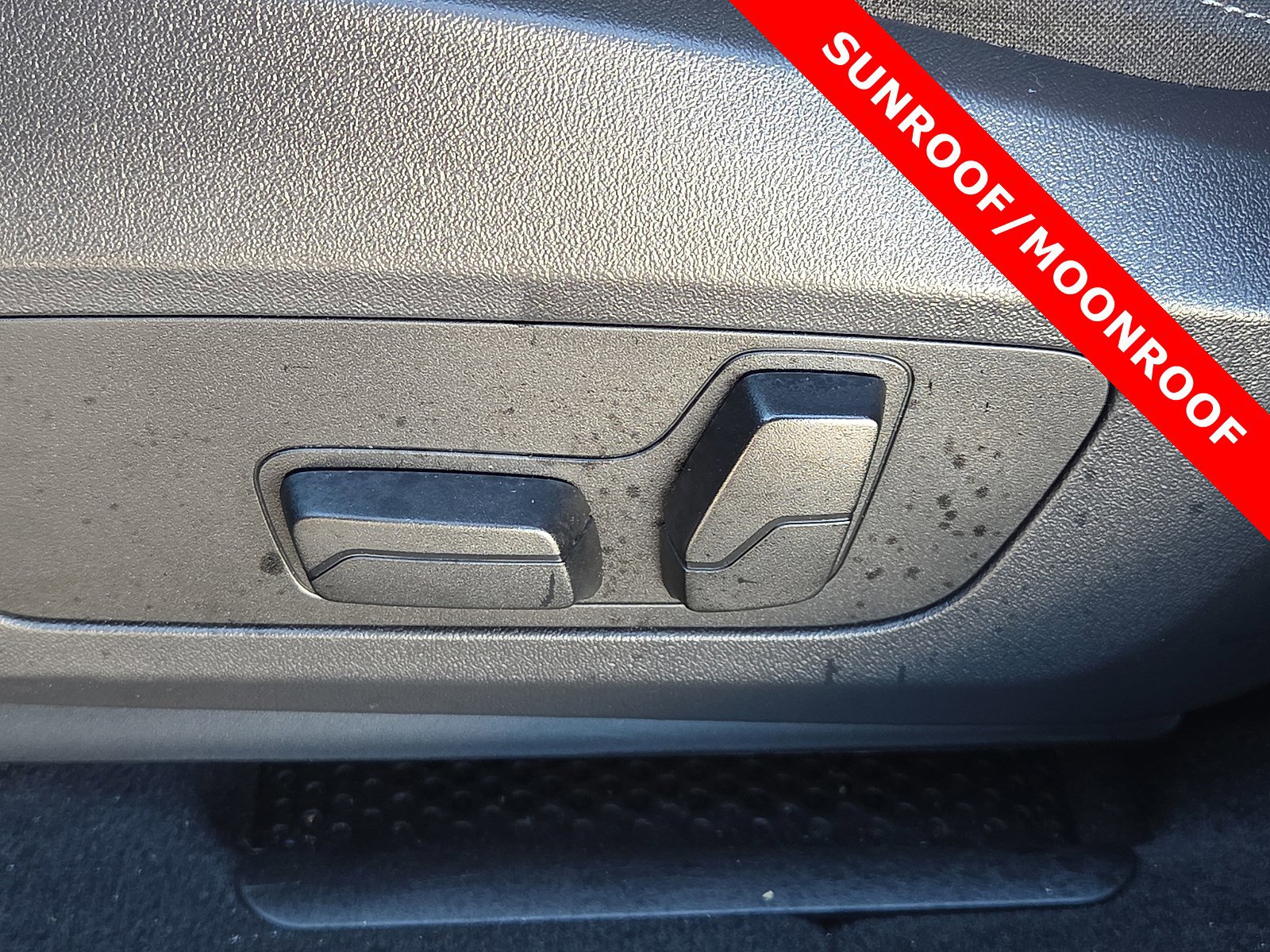 Used 2025 BMW X2 xDrive28i image 14