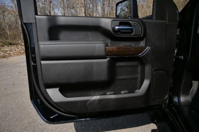 Used 2024 GMC Sierra 3500 SLE w/ SLE Convenience Package image 23