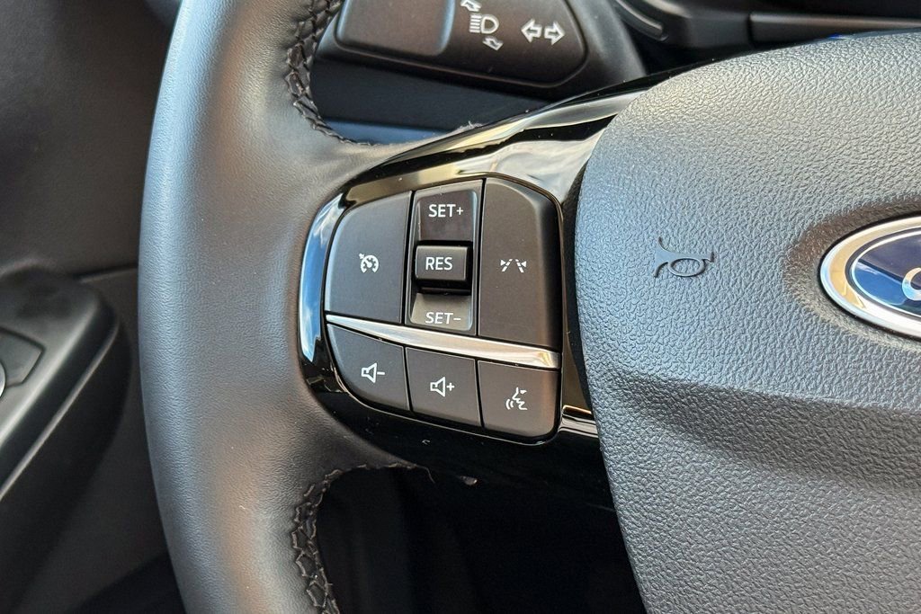 Certified 2024 Ford Escape Active image 31