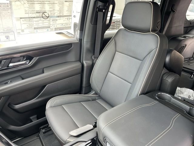 New 2026 GMC Yukon Elevation w/ LPO, Floor Liner Package AWD/4WD image 25