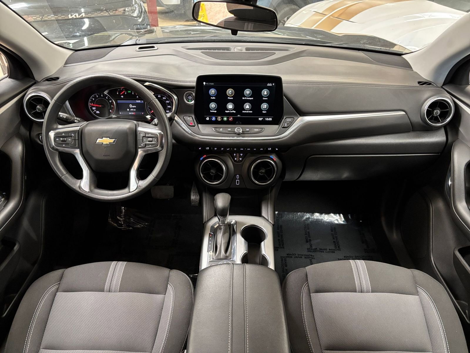 Used 2025 Chevrolet Blazer LT FWD image 34