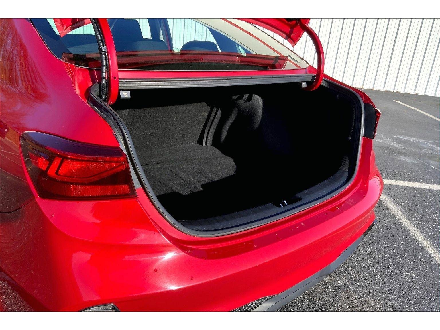 Used 2024 Kia Forte LXS image 22