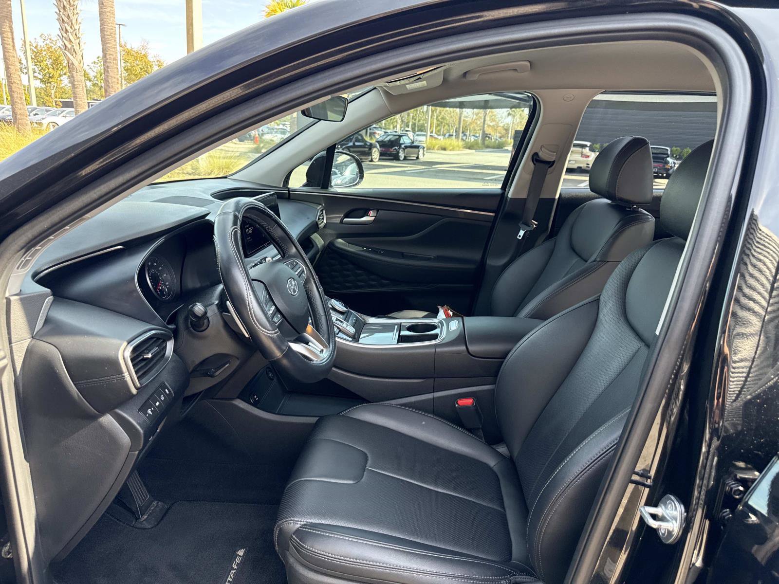 Used 2023 Hyundai Santa Fe XRT w/ Cargo Package image 5