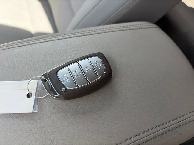 Used 2020 Hyundai Tucson Sport AWD/4WD image 48
