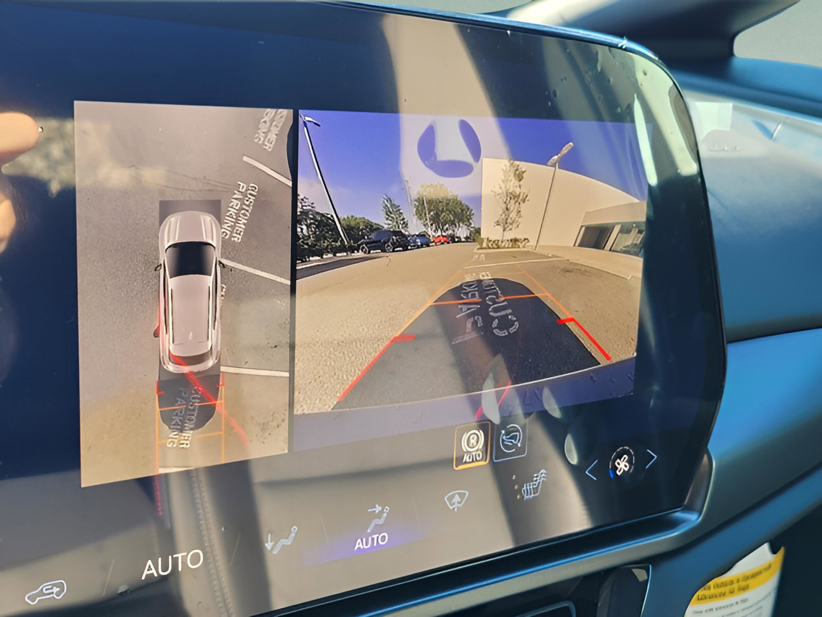 New 2026 Chevrolet Equinox EV RS image 11